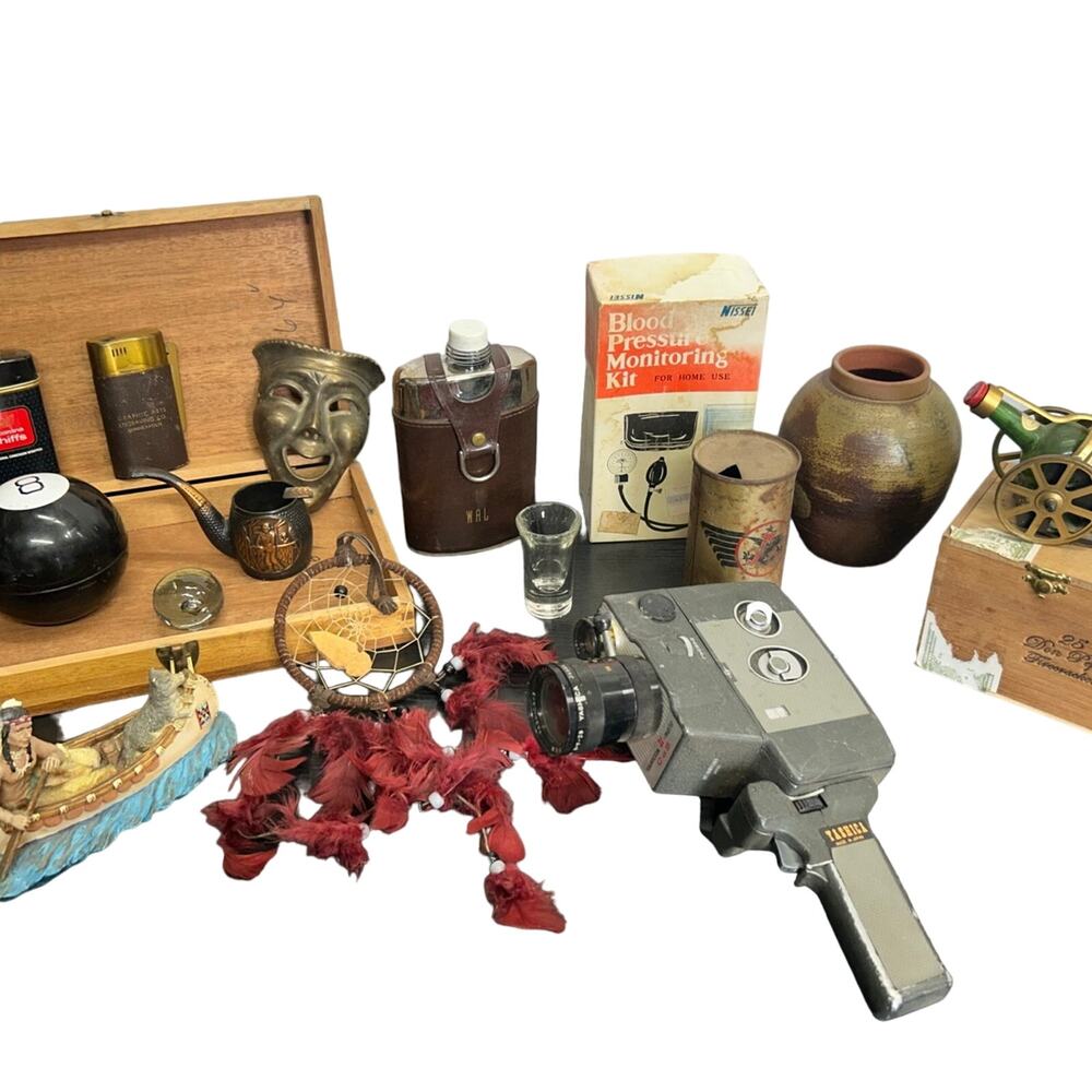 Guys vintage and collectibles lot